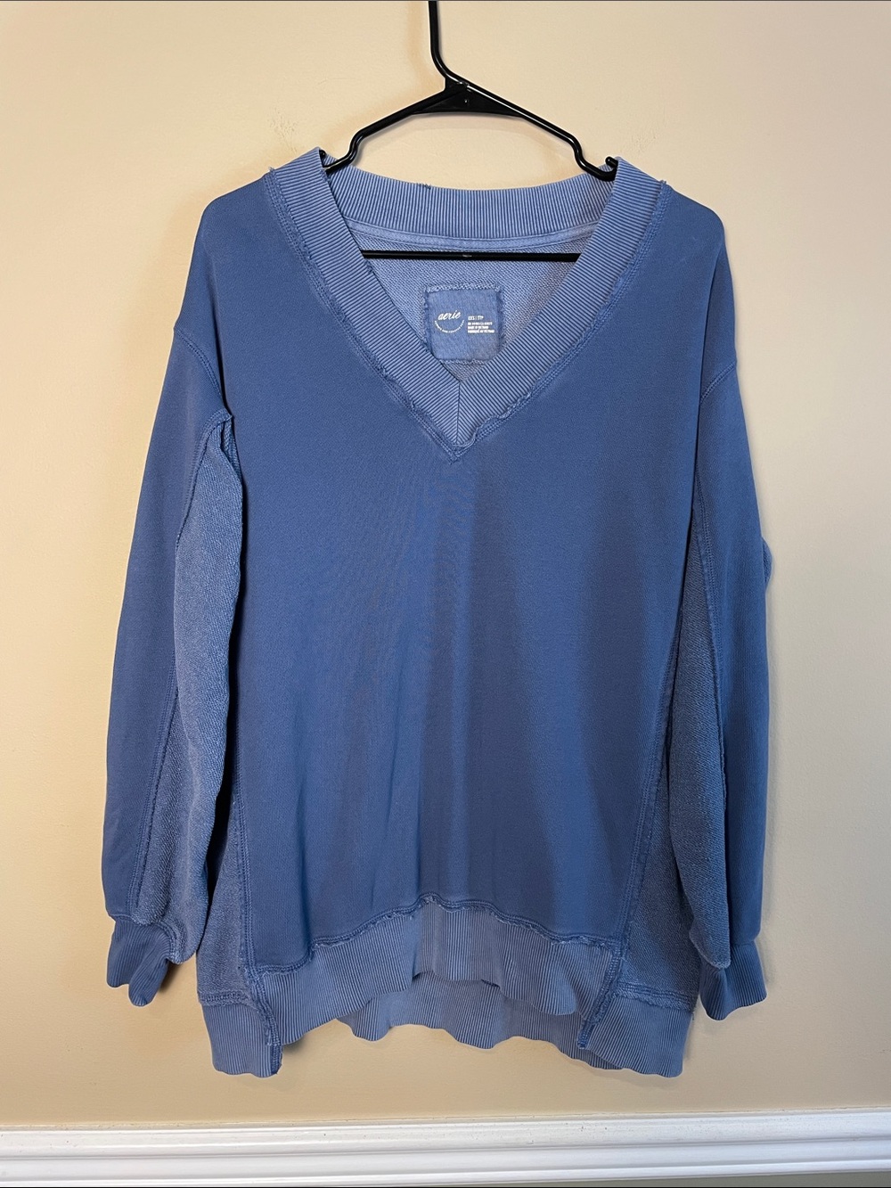 Aerie Women’s Blue Mix Knit Oversized V-Neck Sweatshirt